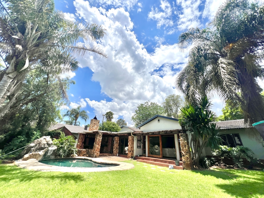 To Let 3 Bedroom Property for Rent in Noordwyk Gauteng