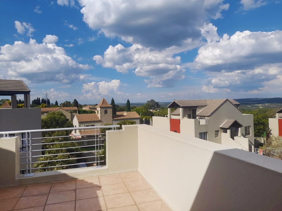 To Let 2 Bedroom Property for Rent in Lonehill Gauteng