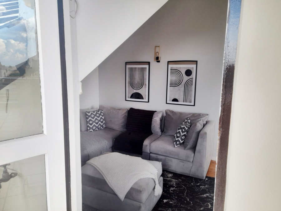 To Let 2 Bedroom Property for Rent in Lonehill Gauteng