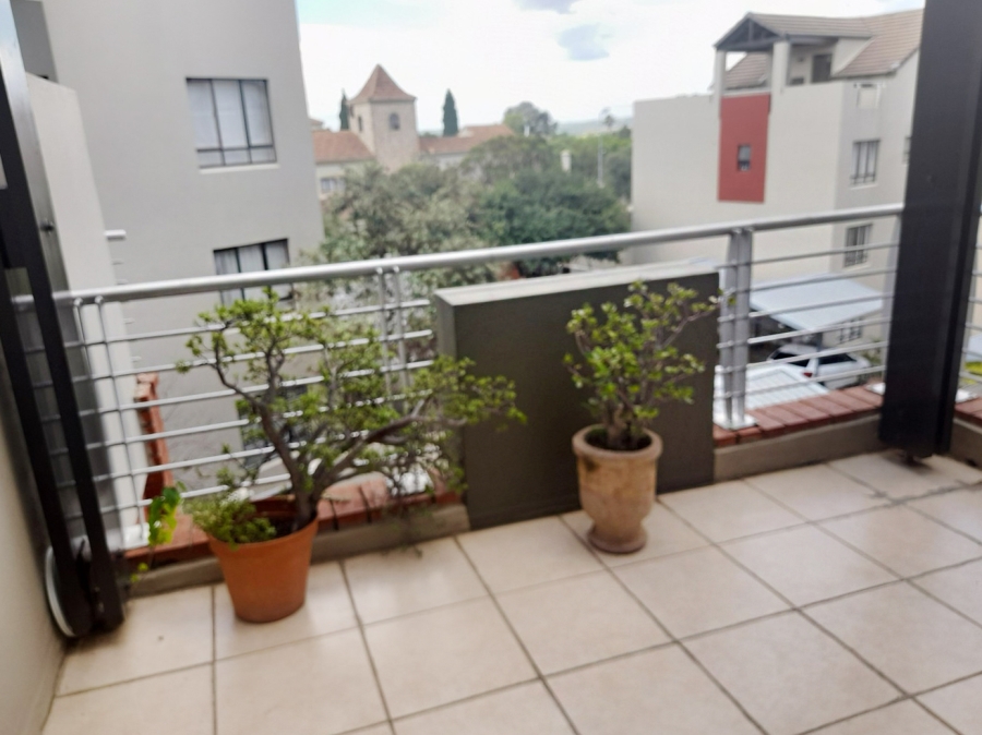 To Let 2 Bedroom Property for Rent in Lonehill Gauteng