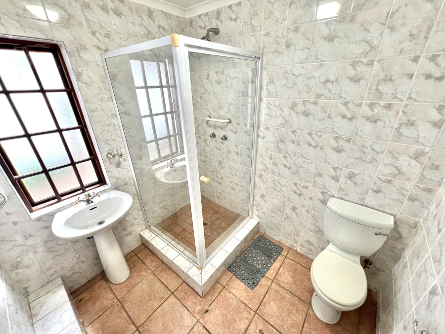 To Let 2 Bedroom Property for Rent in Halfway Gardens Gauteng