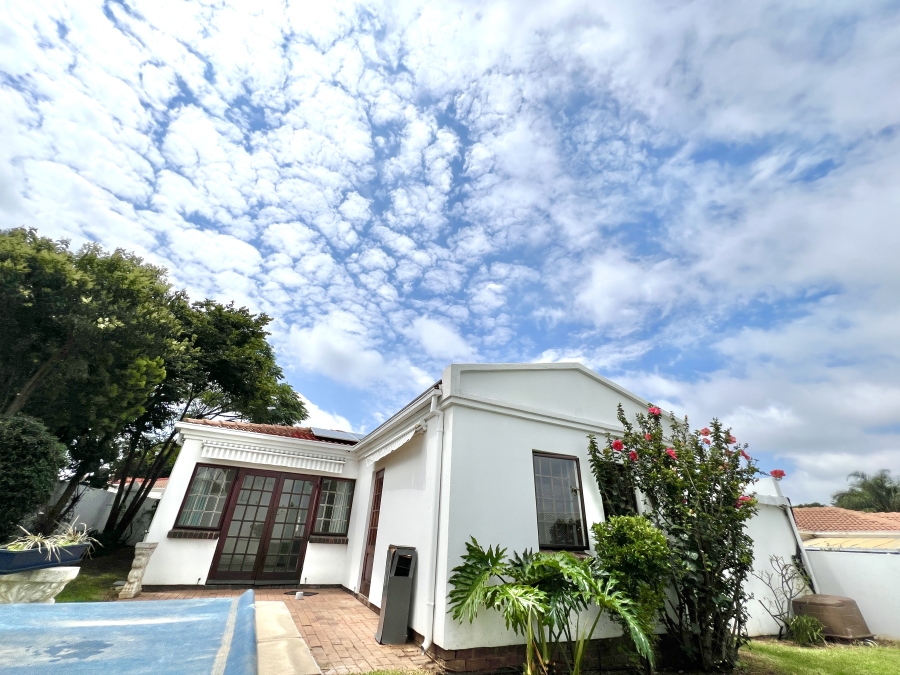 To Let 2 Bedroom Property for Rent in Halfway Gardens Gauteng