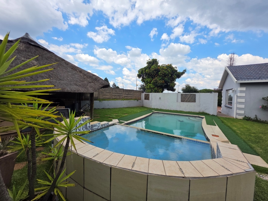 4 Bedroom Property for Sale in Blairgowrie Gauteng