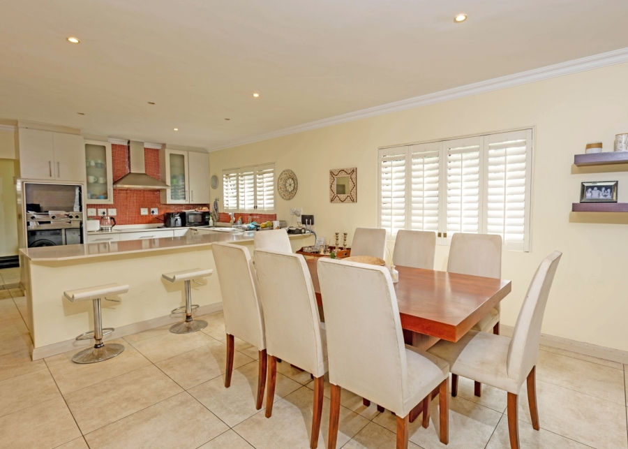 3 Bedroom Property for Sale in Waverley Gauteng