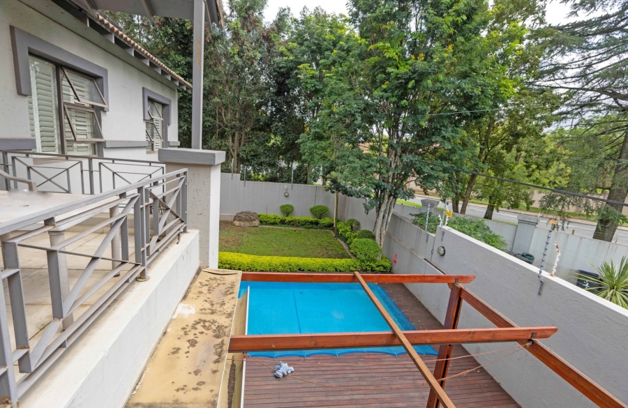 3 Bedroom Property for Sale in Waverley Gauteng