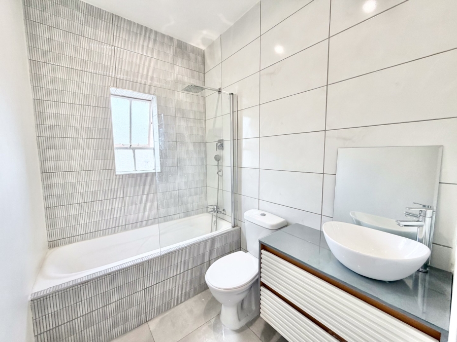 2 Bedroom Property for Sale in Woodmead Gauteng