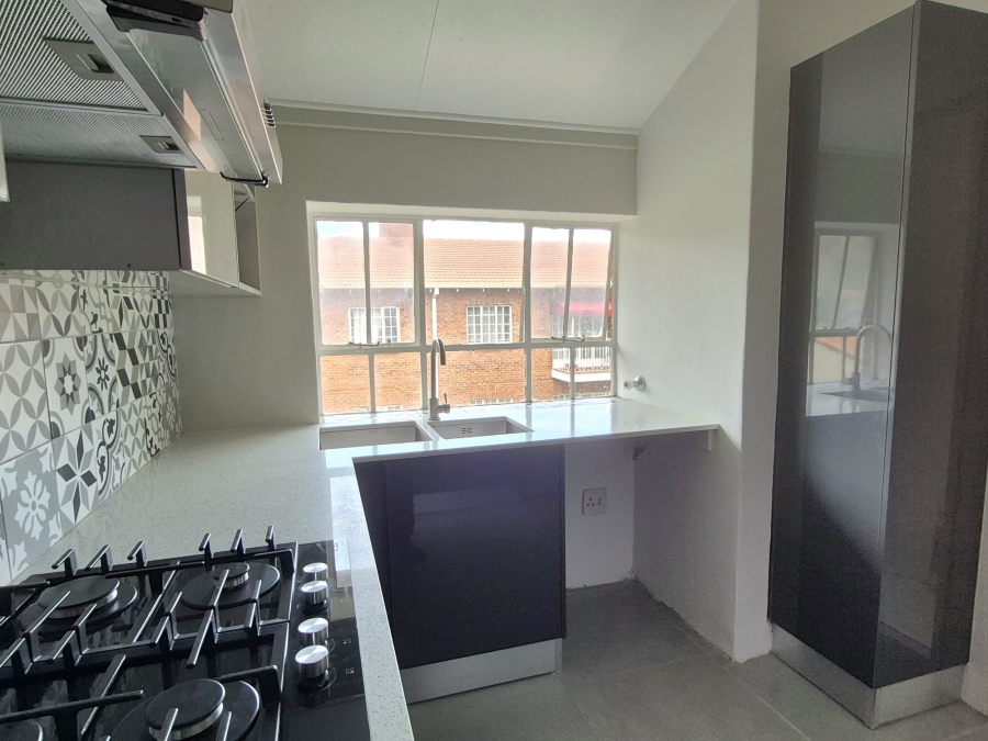 2 Bedroom Property for Sale in Woodmead Gauteng
