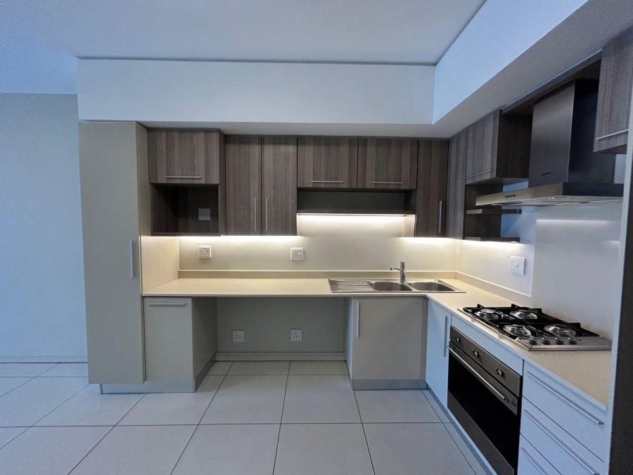 To Let 2 Bedroom Property for Rent in Rosebank Gauteng