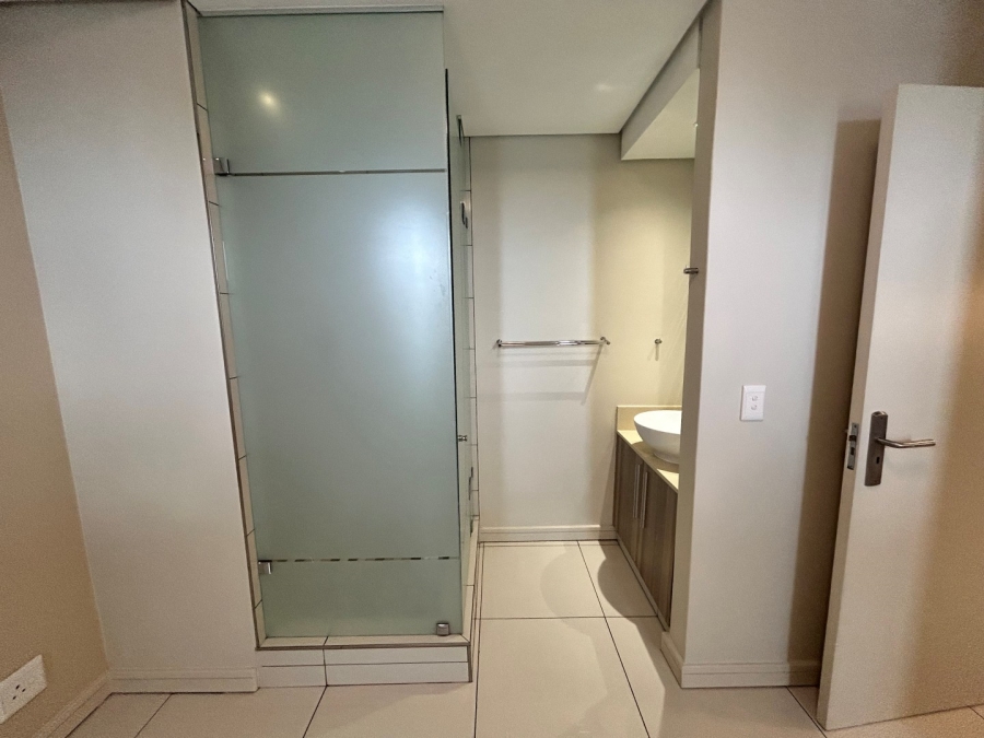 To Let 2 Bedroom Property for Rent in Rosebank Gauteng