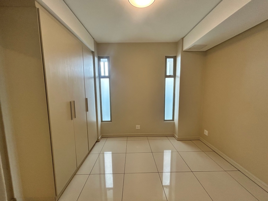 To Let 2 Bedroom Property for Rent in Rosebank Gauteng