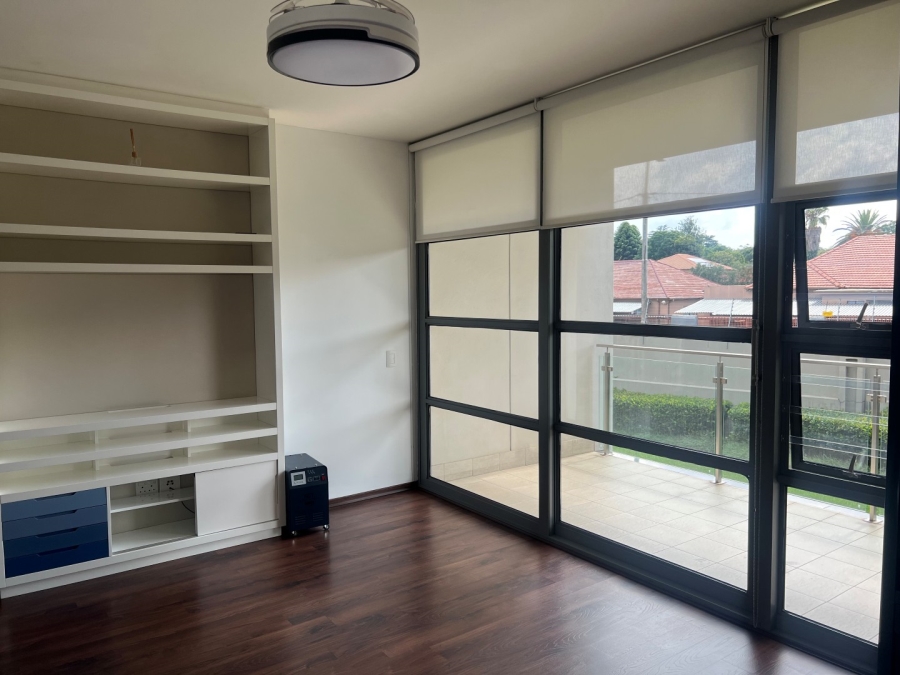 To Let 1 Bedroom Property for Rent in Houghton Estate Gauteng