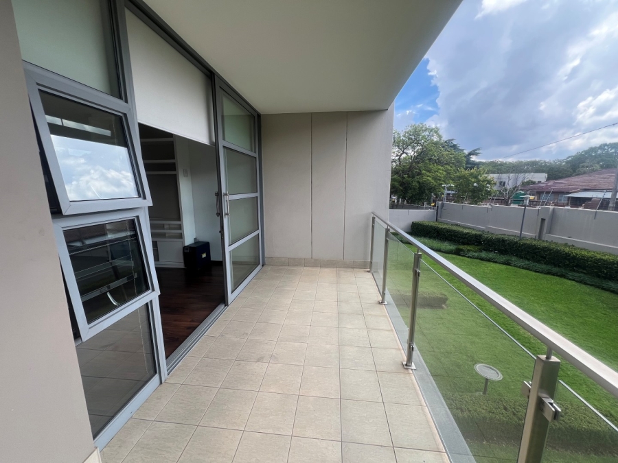 To Let 1 Bedroom Property for Rent in Houghton Estate Gauteng