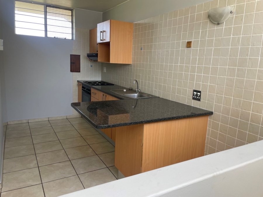 1 Bedroom Property for Sale in Norwood Gauteng