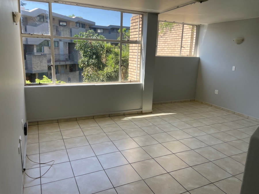 1 Bedroom Property for Sale in Norwood Gauteng