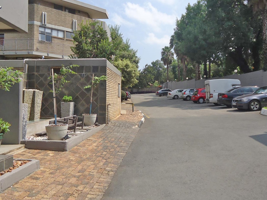1 Bedroom Property for Sale in Norwood Gauteng