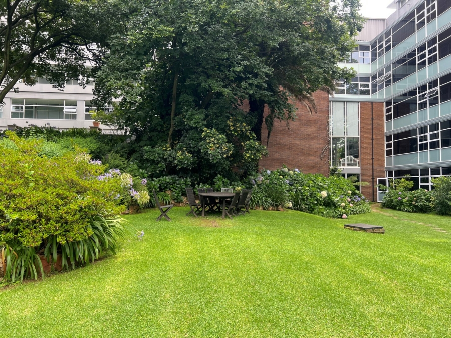 1 Bedroom Property for Sale in Kentview Gauteng