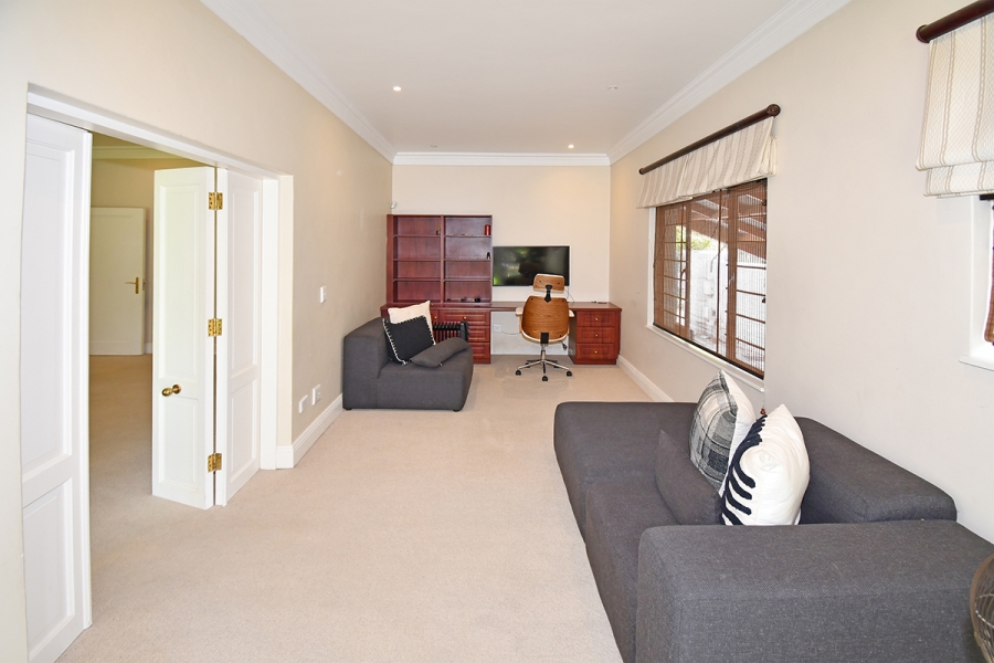 To Let 4 Bedroom Property for Rent in Morningside Gauteng