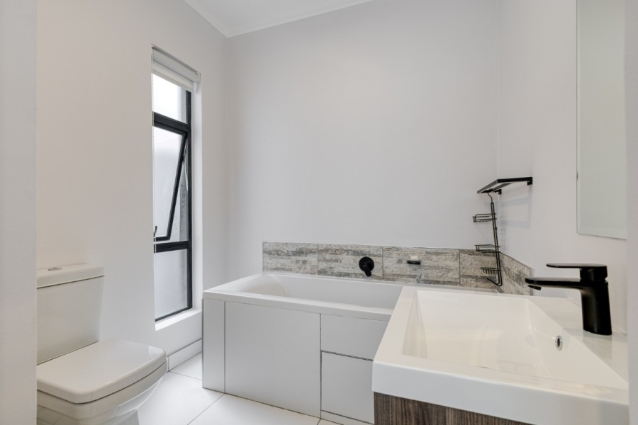 4 Bedroom Property for Sale in Bryanston Gauteng