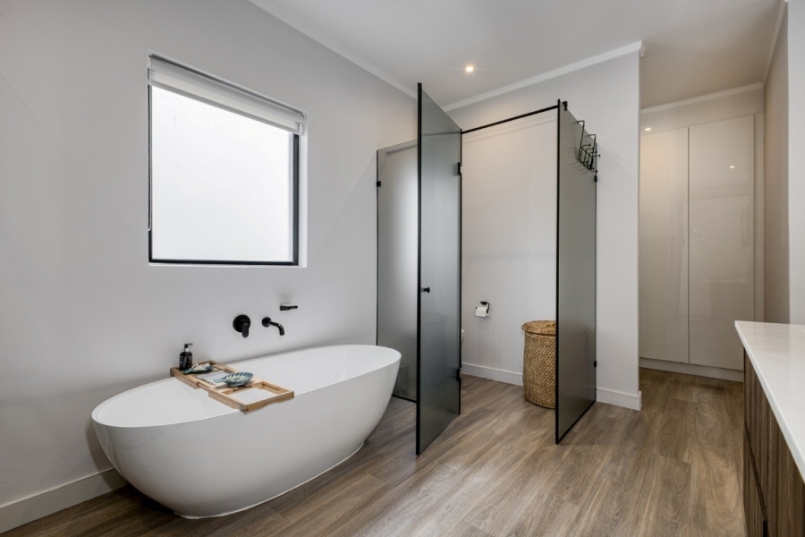 4 Bedroom Property for Sale in Bryanston Gauteng