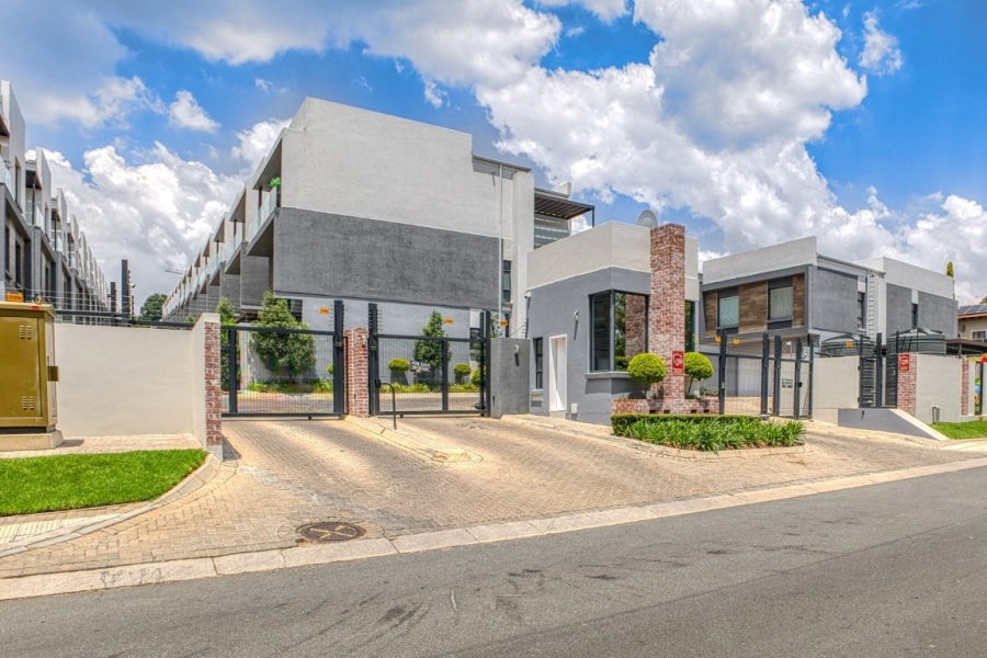 4 Bedroom Property for Sale in Bryanston Gauteng