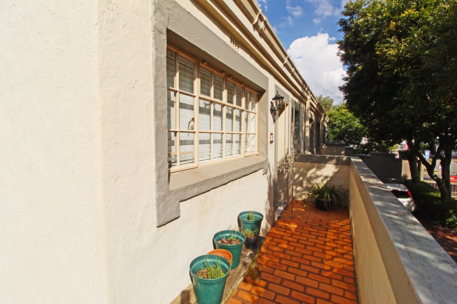 2 Bedroom Property for Sale in Bryanston Gauteng