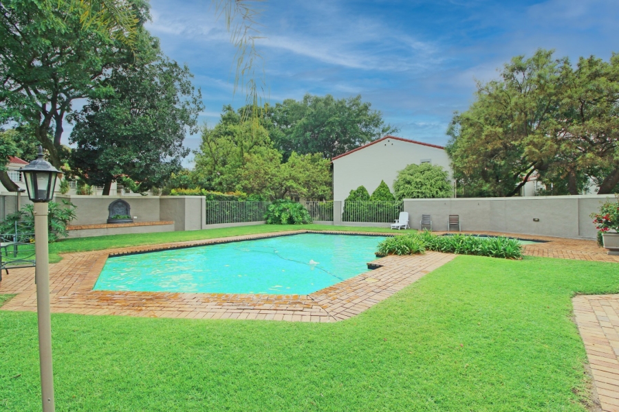 2 Bedroom Property for Sale in Bryanston Gauteng