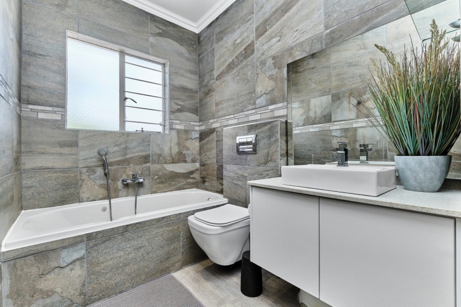 3 Bedroom Property for Sale in Morningside Manor Gauteng