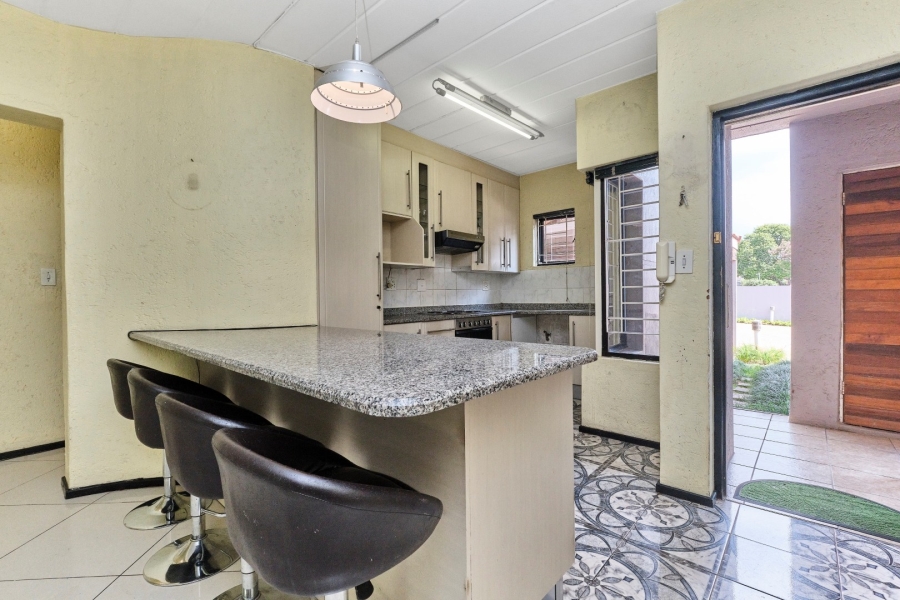 2 Bedroom Property for Sale in Woodmead Gauteng