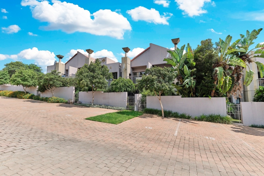 2 Bedroom Property for Sale in Woodmead Gauteng