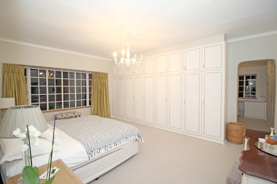 8 Bedroom Property for Sale in Bryanston Gauteng