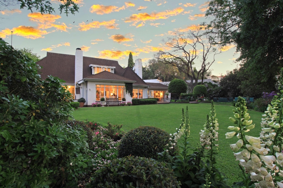 8 Bedroom Property for Sale in Bryanston Gauteng