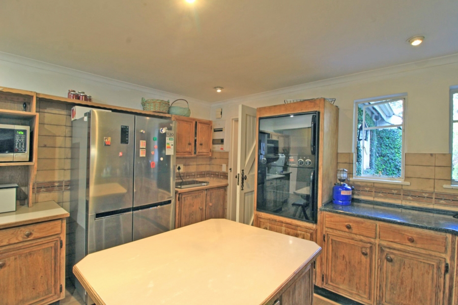 8 Bedroom Property for Sale in Bryanston Gauteng