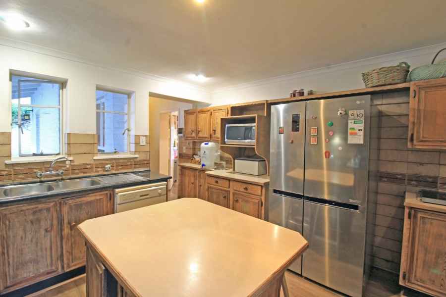 8 Bedroom Property for Sale in Bryanston Gauteng