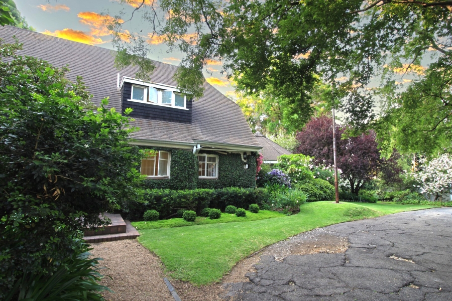 8 Bedroom Property for Sale in Bryanston Gauteng