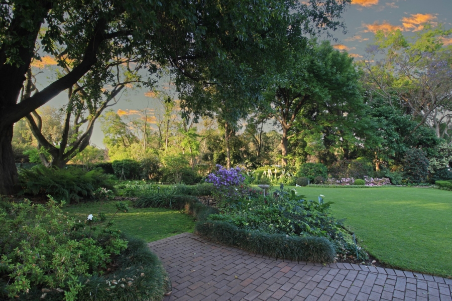 8 Bedroom Property for Sale in Bryanston Gauteng