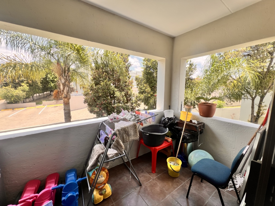 2 Bedroom Property for Sale in Vorna Valley Gauteng