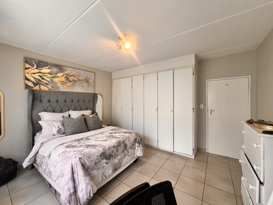 2 Bedroom Property for Sale in Vorna Valley Gauteng