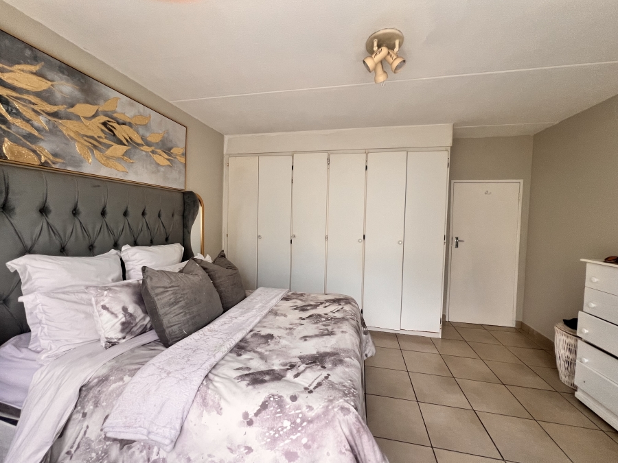 2 Bedroom Property for Sale in Vorna Valley Gauteng