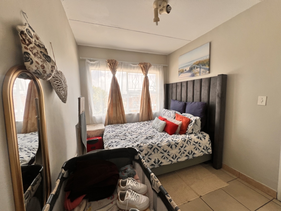 2 Bedroom Property for Sale in Vorna Valley Gauteng