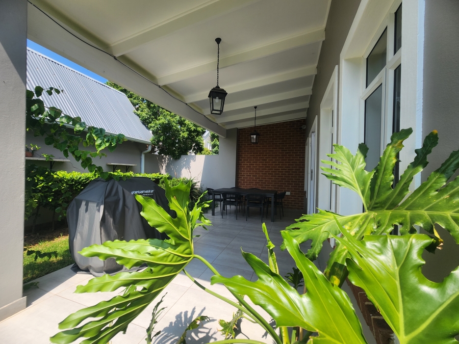 To Let 3 Bedroom Property for Rent in Bryanston Gauteng