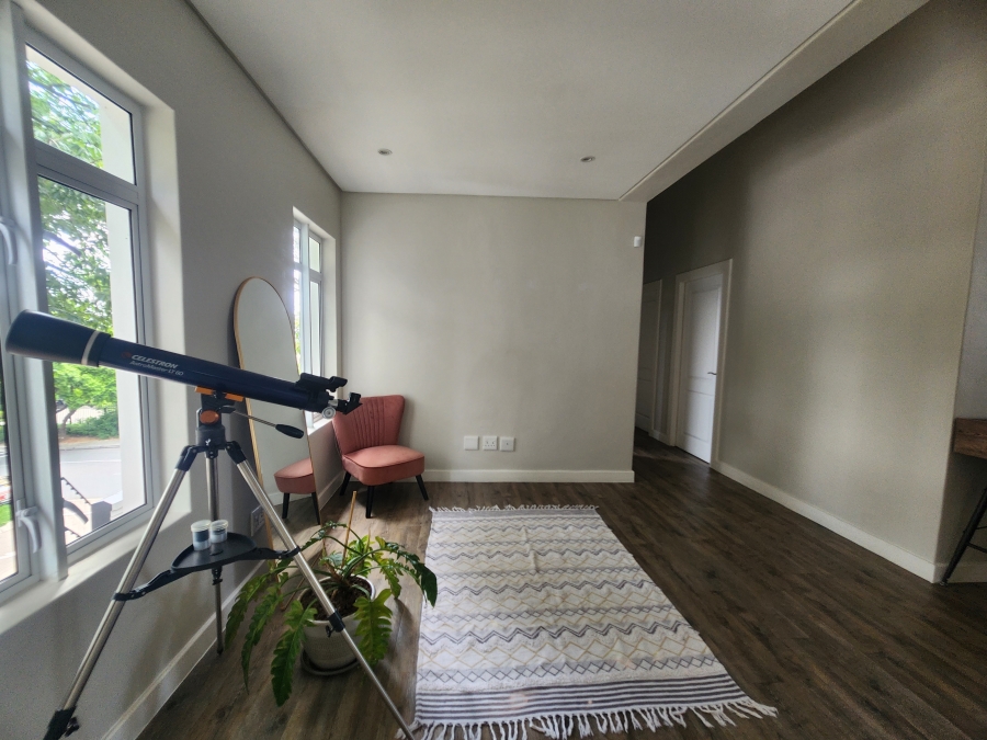 To Let 3 Bedroom Property for Rent in Bryanston Gauteng