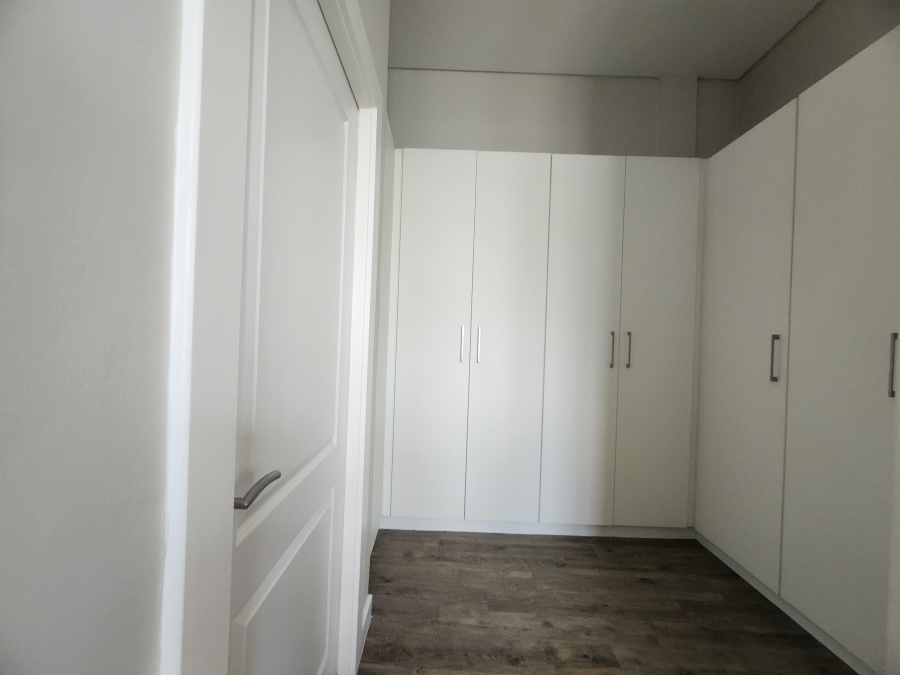 To Let 3 Bedroom Property for Rent in Bryanston Gauteng