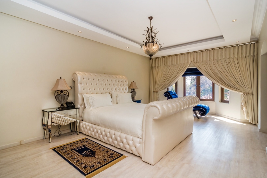 5 Bedroom Property for Sale in Bryanston Gauteng