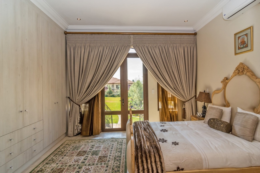 5 Bedroom Property for Sale in Bryanston Gauteng