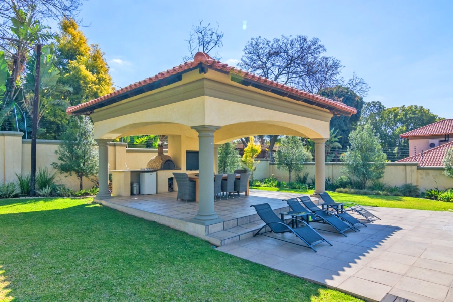 5 Bedroom Property for Sale in Bryanston Gauteng