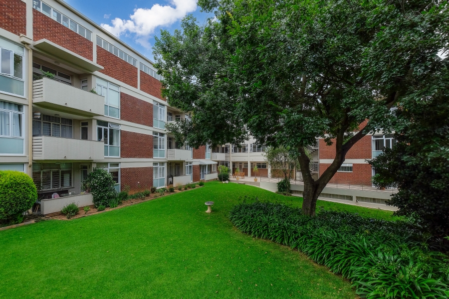 2 Bedroom Property for Sale in Craighall Park Gauteng