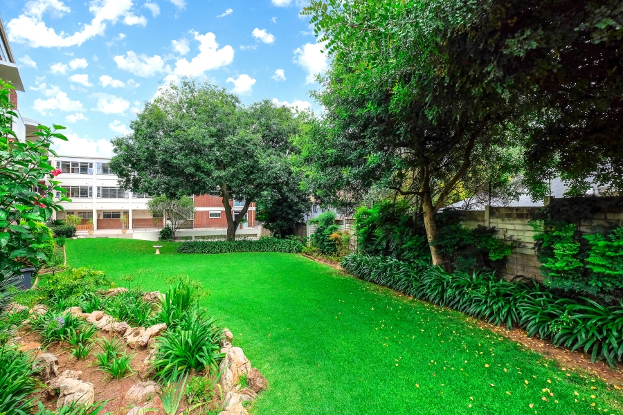 2 Bedroom Property for Sale in Craighall Park Gauteng