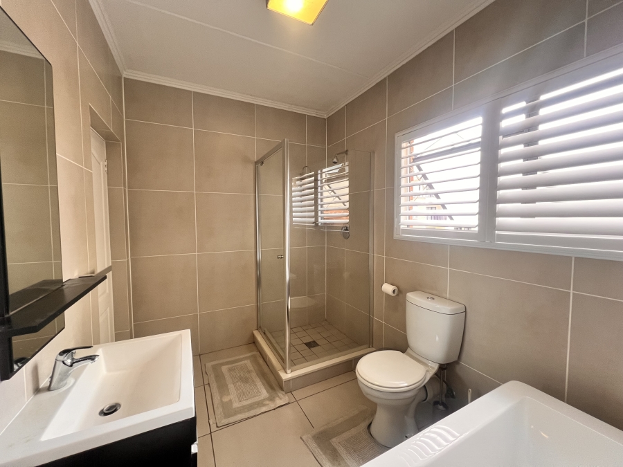 To Let 3 Bedroom Property for Rent in Kyalami Hills Gauteng