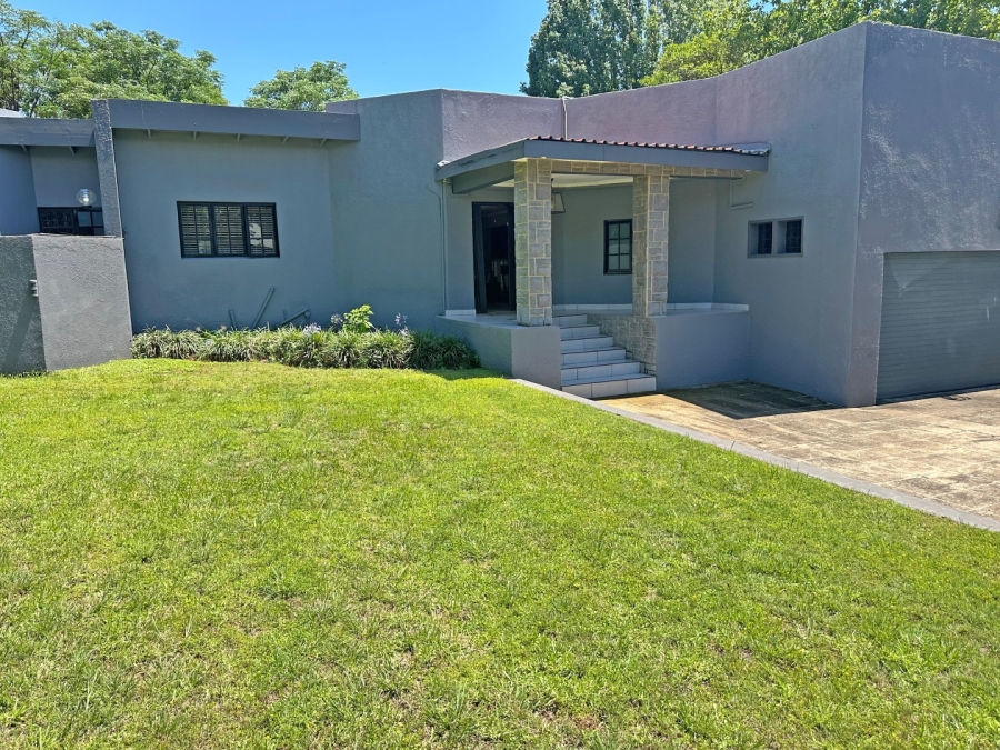 4 Bedroom Property for Sale in Paulshof Gauteng