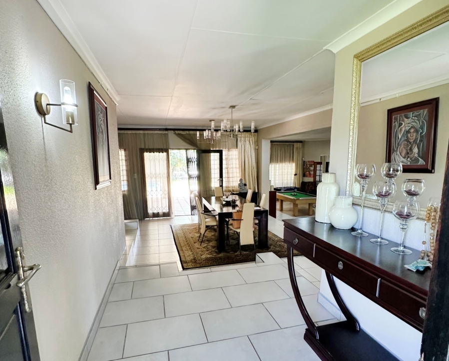 4 Bedroom Property for Sale in Paulshof Gauteng
